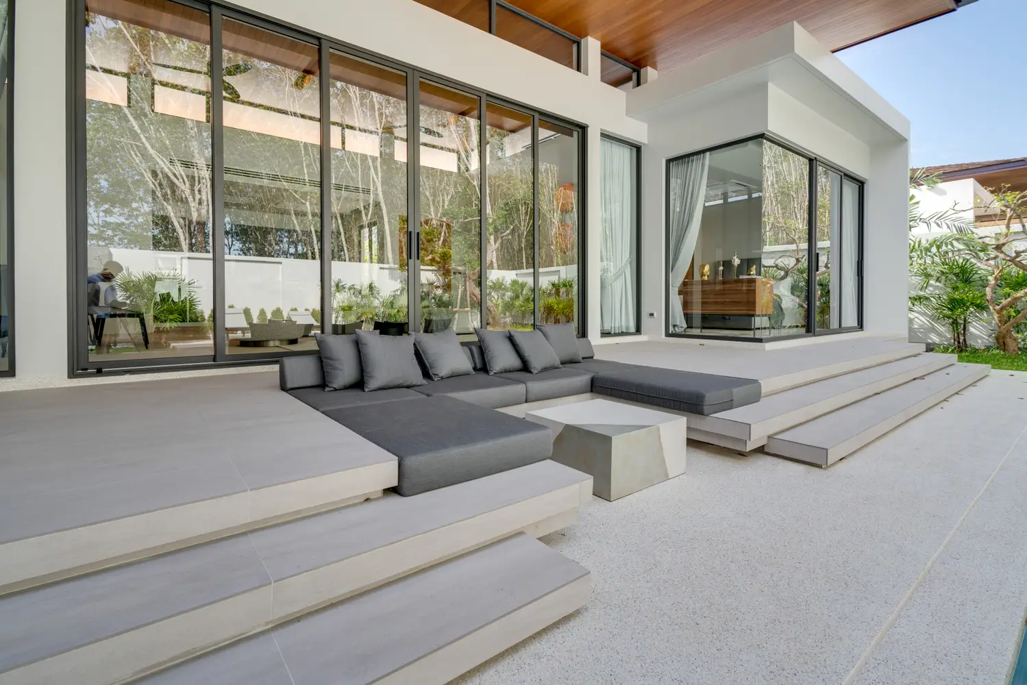 Modern loft 2