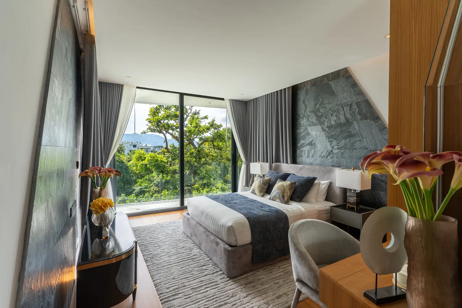 Sky valley bedrooms 4 square 547
